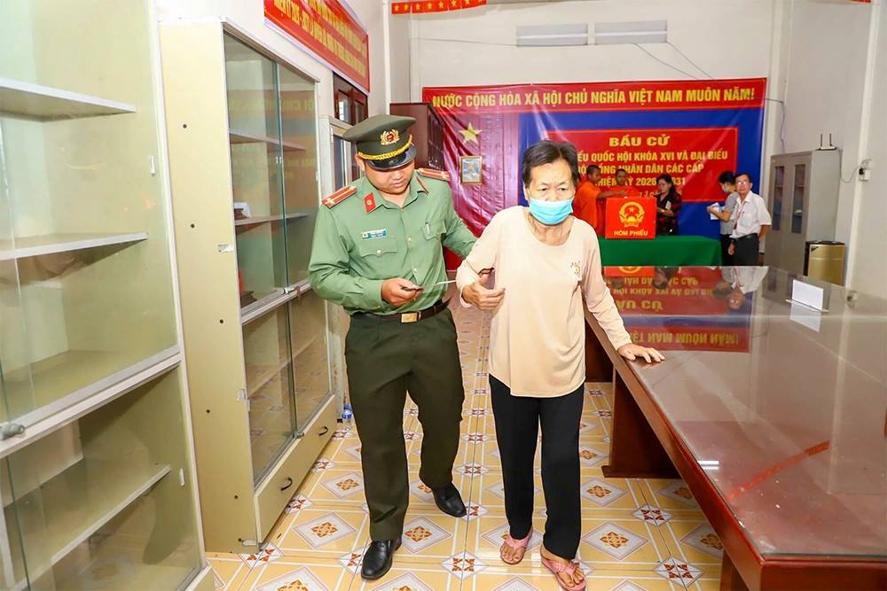 anh tin bai
